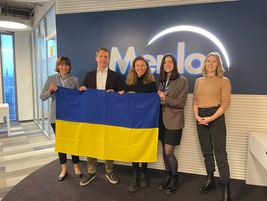 From left: Marta Walendzewicz, CFO at Menlo Electric, Bartosz Majewski, CEO at Menlo Electric, Yuliana Onishchuk, Founder and CEO of Energy Act for Ukraine Foundation, Anastasiia Vereshchynska International Development Manager at Energy Act for Ukraine Foundation, Krystyna Kacperska, Marketing Manager at Menlo Electric 