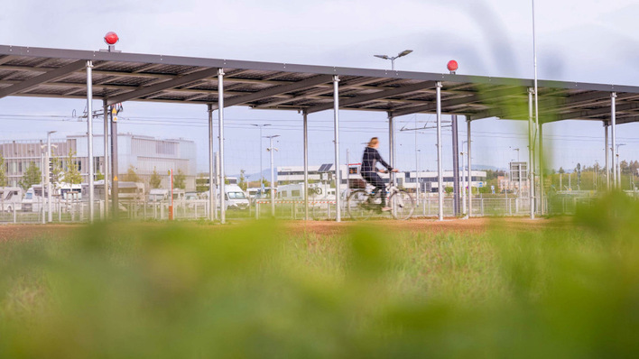 The solar canopy has a total length of 300 metres.