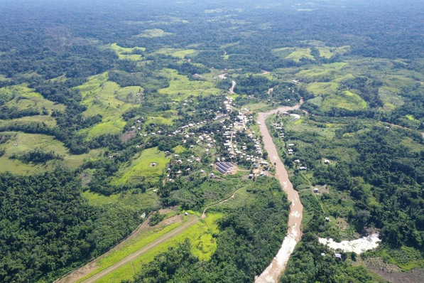 The Vila Restauração Microgrid is (re)energisa’s pioneering clean energy project in the heart of Brazil's Amazon rainforest. It was honored with The smarter E Award 2023 in the category Outstanding Projects.
