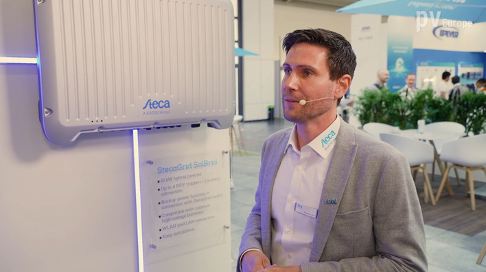 Sebastian Eise presents the new hybrid inverter and wallbox of KATEK.