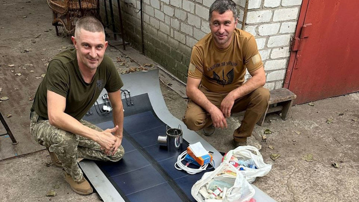 In contrast to crystalline solar modules, flexible solar panels are very difficult to spot on a roof.