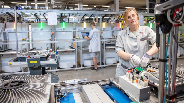 Production line of the Gen24 Plus hybrid inverter from Fronius in Sattledt/Austria.