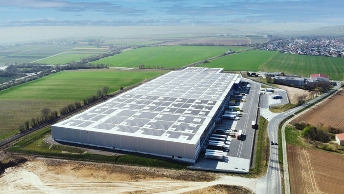 Together with Wirsol, Carbonfreed has connected this system on the roof of a logistics hall in Monsheim to the grid using Gridcert.