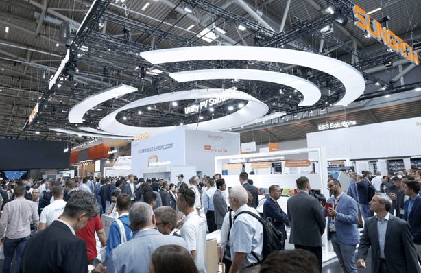  A large crowd at the Sungrow stand at last year's Intersolar. New products for utily-scale applications are one of the focal points of this year's trade fair presentation of Sungrow at Intersolar Europe 2024.