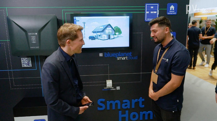 Hamza al-Bazaz (right) tells us a lot about innovation at Kaco New Energy.