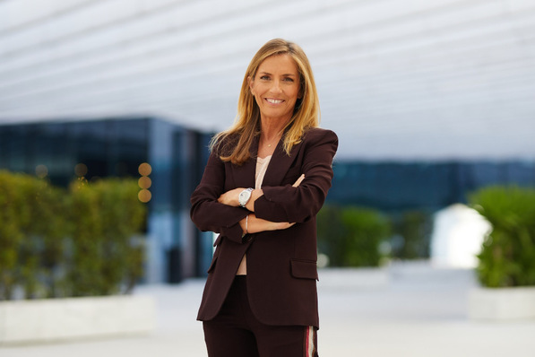 In 2018, Vera Pinto Pereira was appointed as a member of the Executive Board of Directors of EDP, where she is also the CEO at EDP Comercial. She is also a member of the Board of EDP Spain, EDP Brazil and EDP Renewables and President of the Board of EDP Foundation.