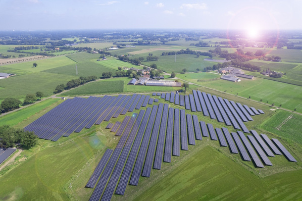 Among other projects in the Netherlands, Belectric has commissioned a solar park in the province of Groningen with 26,6 MW.