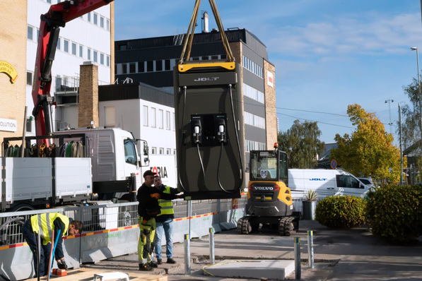 Installation of one of the fast-charging stations in Stockholm, that are connected to the low-voltage distribution grid.