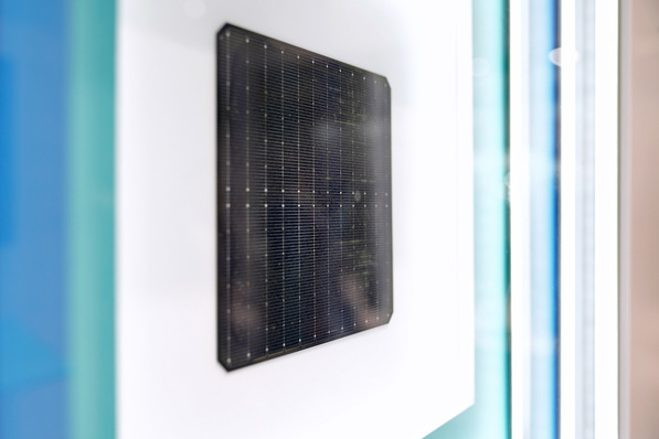 The output of solar cells and modules is increasing dynamically.
