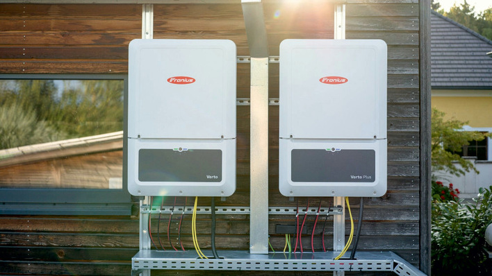 The Fronius Verto Plus is a powerful hybrid inverter that can also provide emergency power.