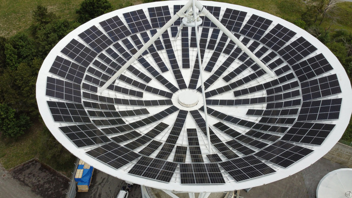 Information receiver become energy generator – this satellite dish is powering a data centre for Leuk TDC.