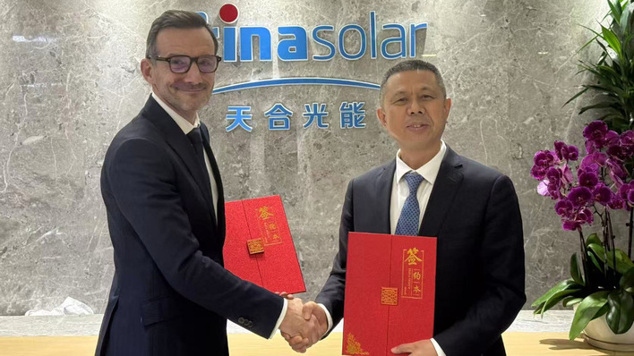 Two red folders, one giant leap for solar manufacturing