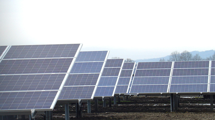 From fossil fuel extraction to photovoltaic collection in Serbia