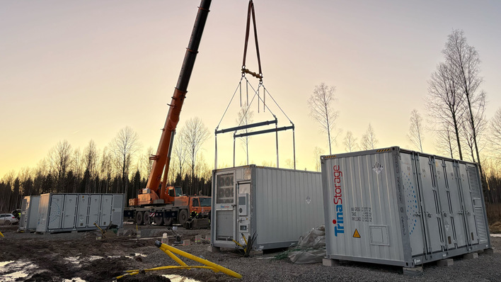 Battery cabinets descend on Raba Park as the sun sets on grid instability