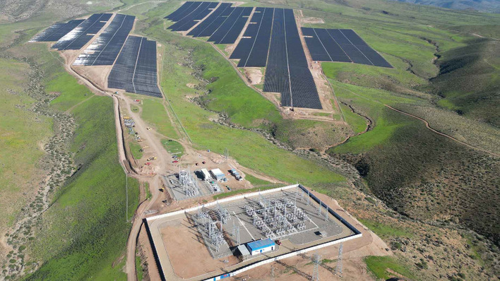 Rows and flows – solar discipline at the Doña Antonia hybrid solar plant in Chile