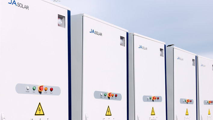 Storage in series – JA Solar's C&I units in deployment