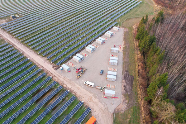 Triangulating sun, storage and the grid – the Anykščiai hybrid park