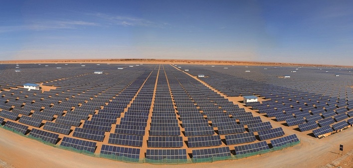 The 246 MW solar park in central Ukraine has an expected yearly yield of 280 million kWh (simulated image). 