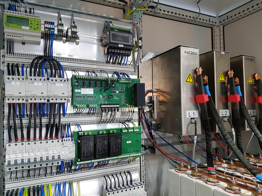 The smallest standard configuration of the Pacadu Home 64 is two kilowatts and 5.1 kilowatt hours.