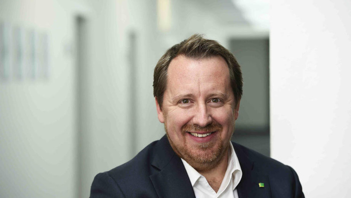 Jochen Hauff, Head of Strategy, Energy Policy and Sustainability at BayWa r.e.,calls for incentives for more system and market integration of solar and wind power.