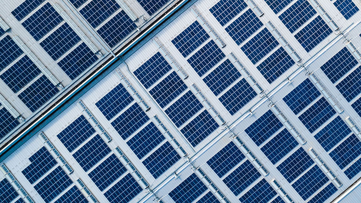 Commercial and industrial applications rather than residential uses dominate distributed PV growth.