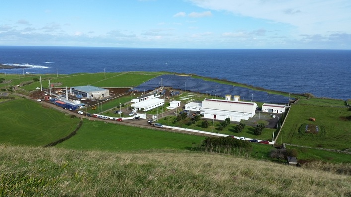 A 3.2 MW Li-Ion battery system with the 1-MW solar park in Graciosa. A 4.5 MW windpark (not shown in this picture) will be commissioned soon. 