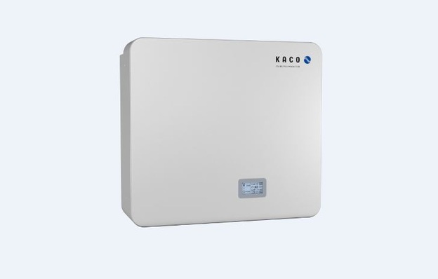 The hybrid inverter compensates for fluctuations in consumption within 100 milliseconds.