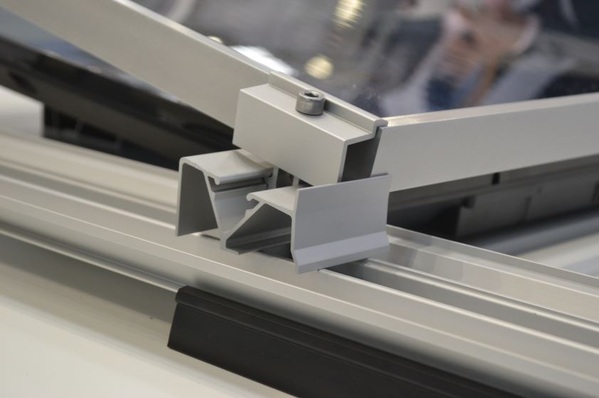 The new flexible support pad (Mat V) is one key feature.