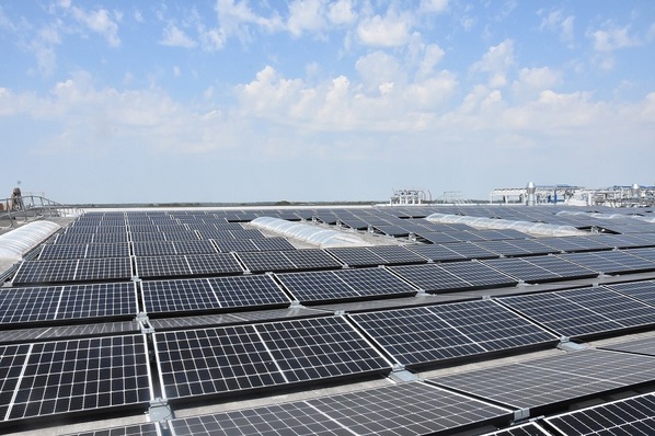 The pet food production facility of Natures Menu will self-consume the solar electricity generated by the 522 kW array.