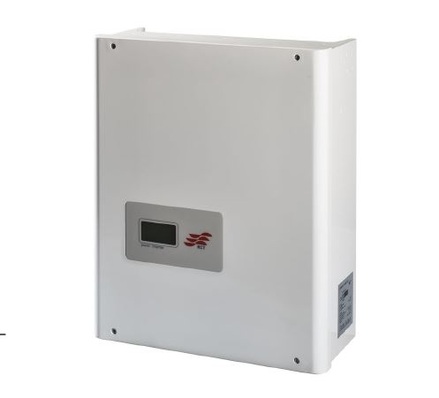 The inverter technology allows to be combined for all types of solar panels and string layouts.