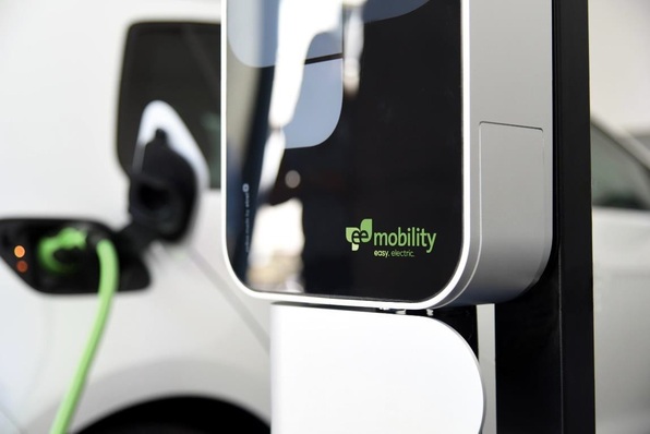 Charging stations for electric cars by eeMobility.