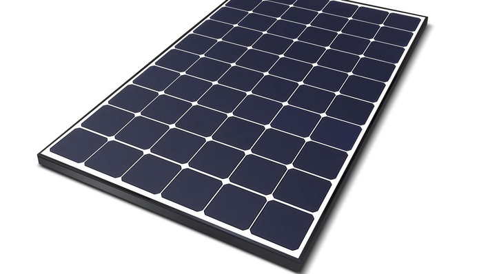 The contacts at the back mean no losses from shading by front-mounted cell connectors.