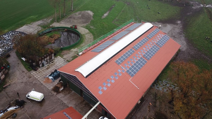 The Ommen farm seen from the air