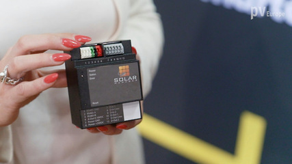 This tiny device from Solar Manager greatly simplifies the management of energy flows in buildings.