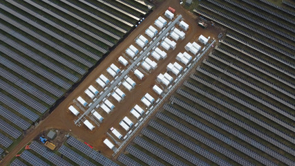 From panels to power blocks – two new reports bring order to hybrid project complexity