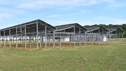 Land in dual service as energy joins the rotation