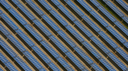 Fixed-tilt and facing the same direction: not always a given in energy policy