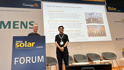 Session stage at the Intersolar Europe 2026 in Munich: Hans-Christoph Neidlein (pv Europe) with Lance Hong (Sungrow)