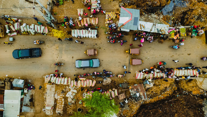 A single rooftop panel amid a market that mostly runs without the grid